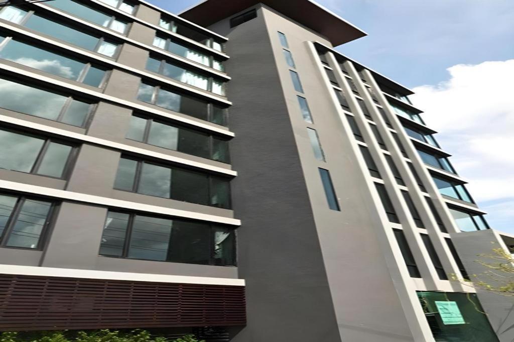 צ'יאנג מאי B2 Black Business And Budget Hotel מראה חיצוני תמונה